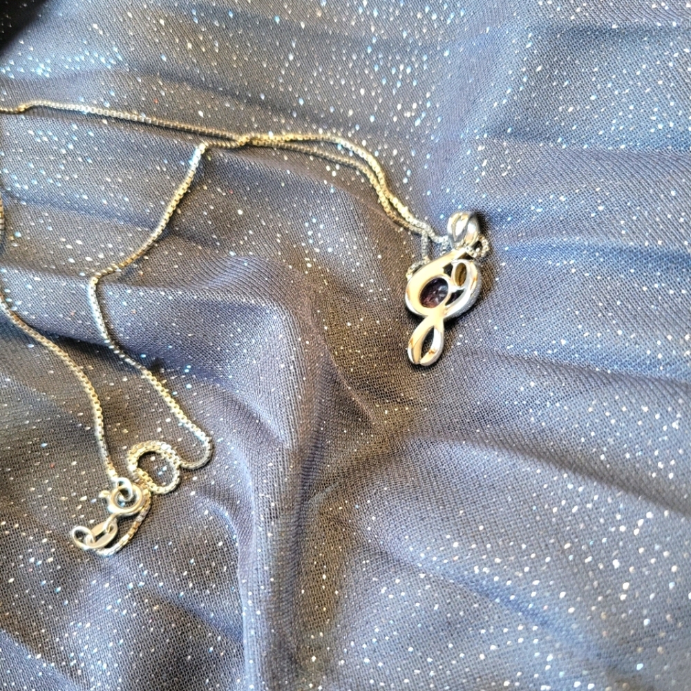 Peora sterling silver necklace - Picture 3 of 5